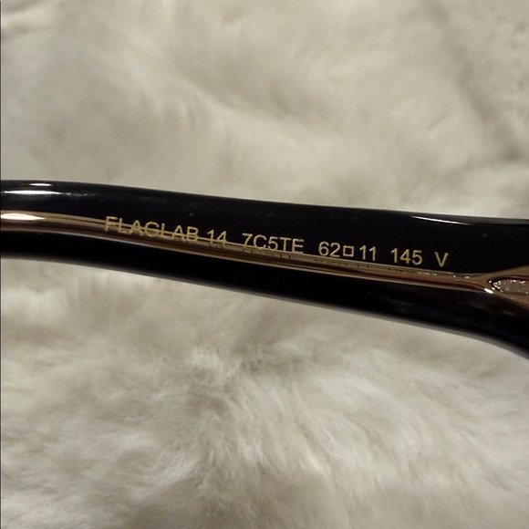 *NWOT* Carrera | Festival Edition | Unisex Sunglasses - Picture 5 of 7